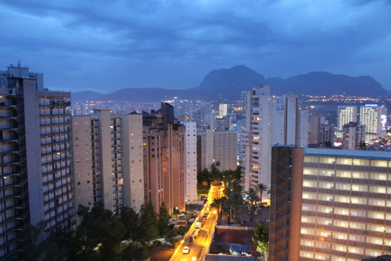 Apartamento Benidorm Viena Екстериор снимка